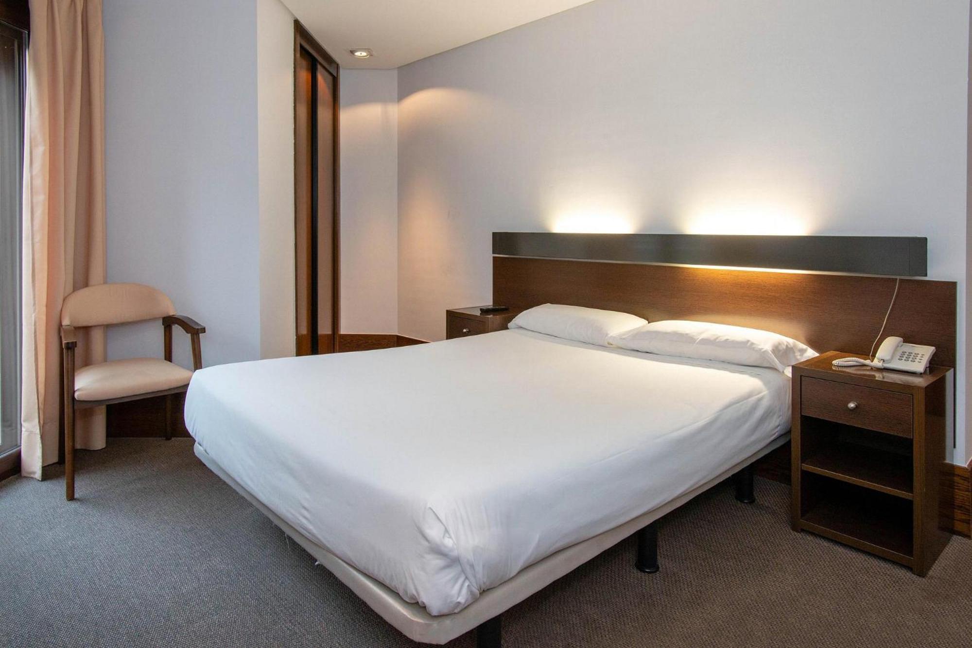 Hotel Bestprice Toledo — Photos 1